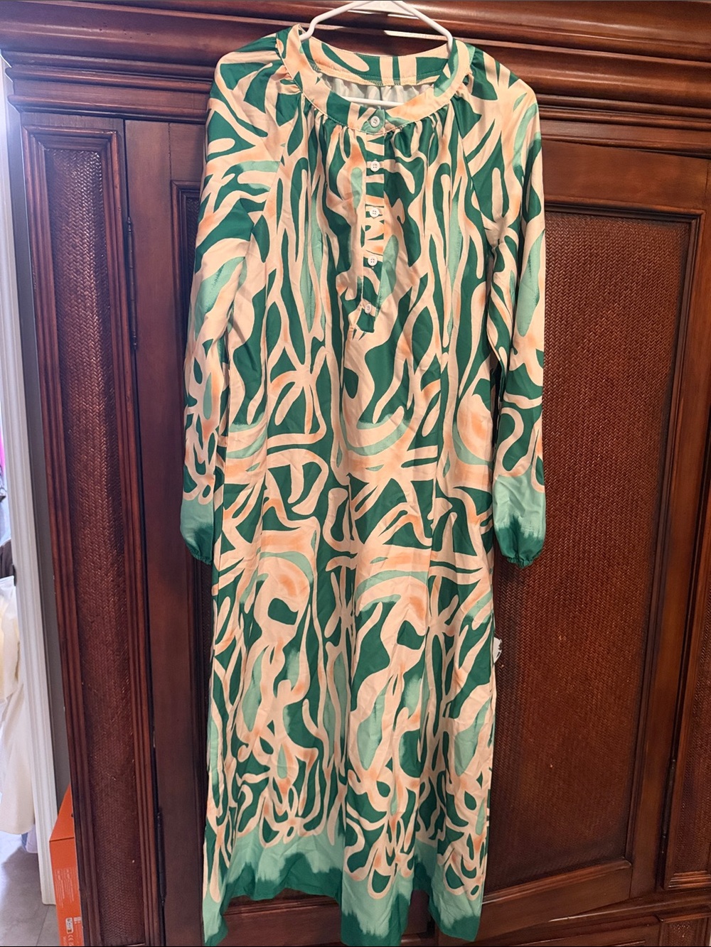 Green & Cream Print Dress XL NWOT long sleeve